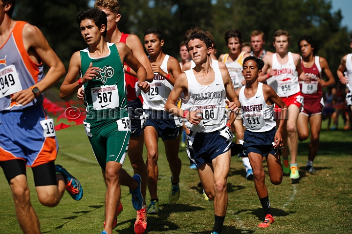 2014StanfordSeededBoys-375.JPG - Seeded boys race at the Stanford Invitational, September 27, Stanford Golf Course, Stanford, California.